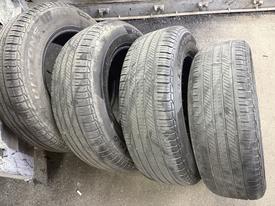 Автошины225,65,17r