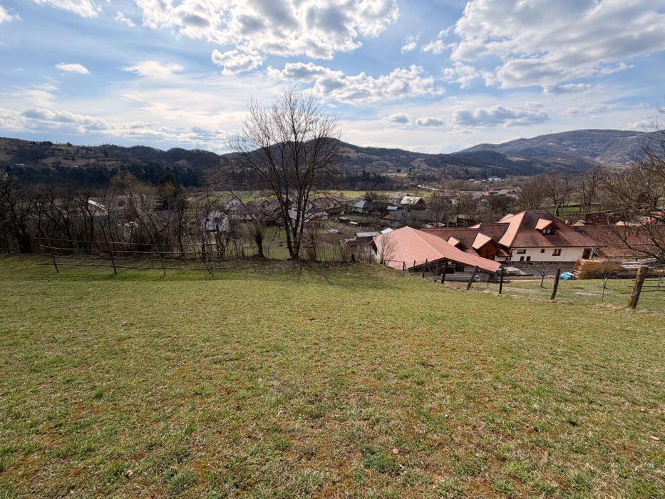 Teren vânzare în Viseu de Jos (Maramureș)