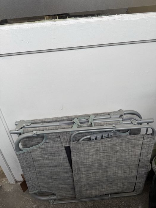 Sezlonguri scaunul 150 - cel intins 180