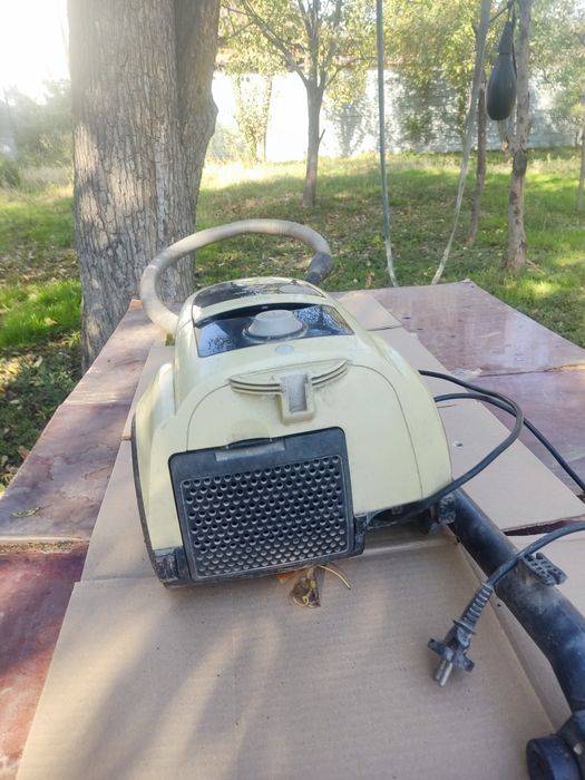 Продам вещи за символическую сумму