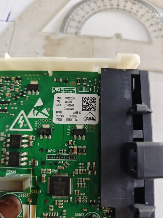 Пералня SIEMENS IQ300 на части