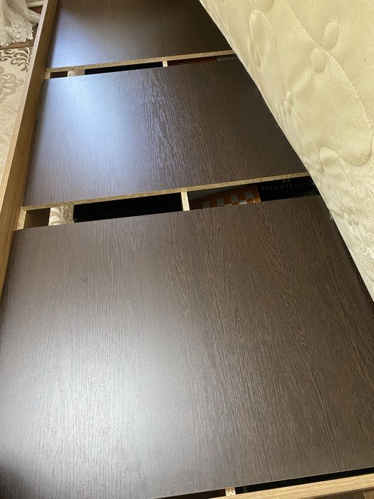Продам кровать односпальная
