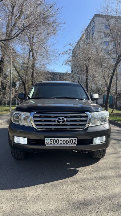 Аренда Land Cruiser 200 с водителем!