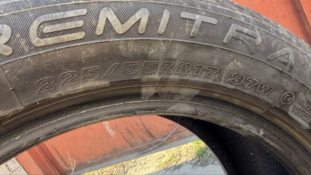 Продам Шины MAXXIS 225/55/R17