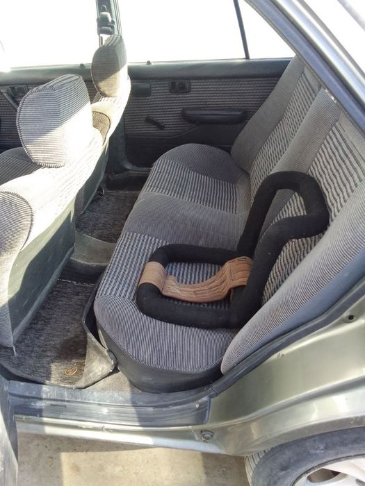 Toyota carina sotilodi