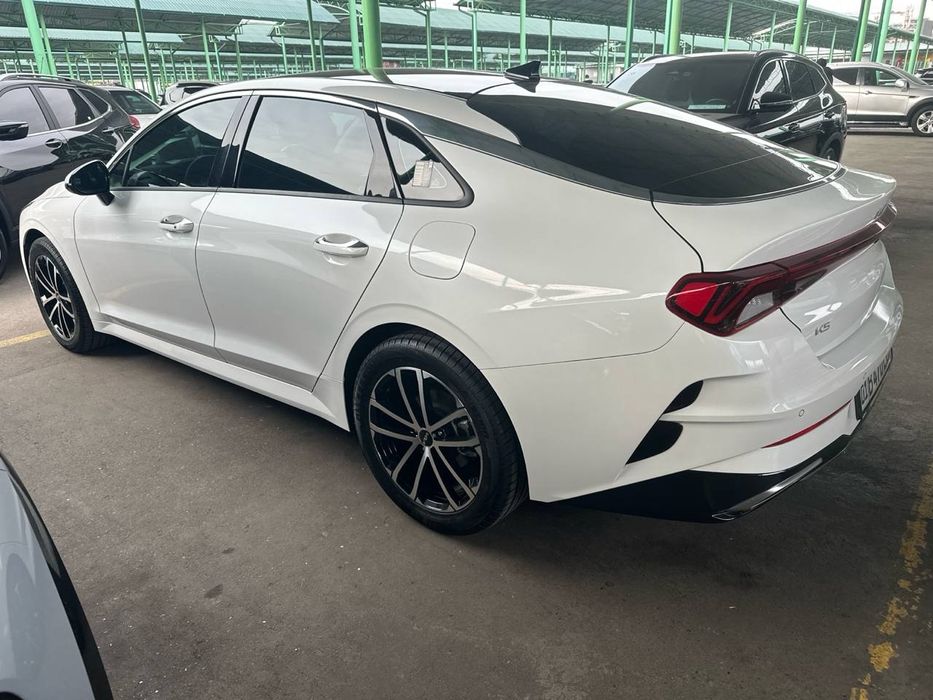 Киа К-5 модель 2023 г.