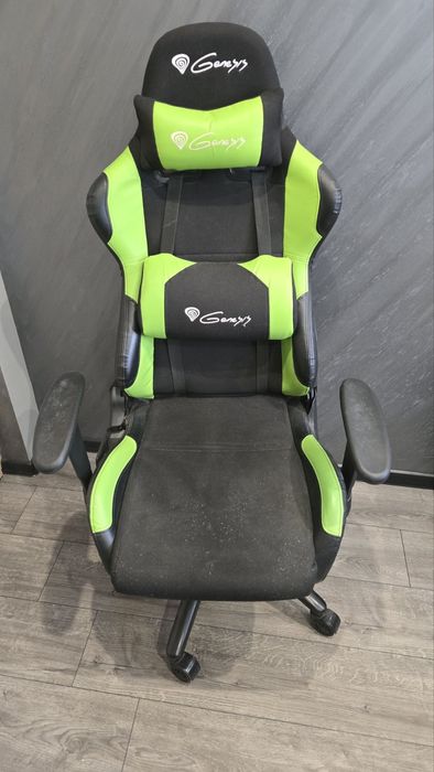 Гейминг стол Genesis - Nitro 550, черен/зелен