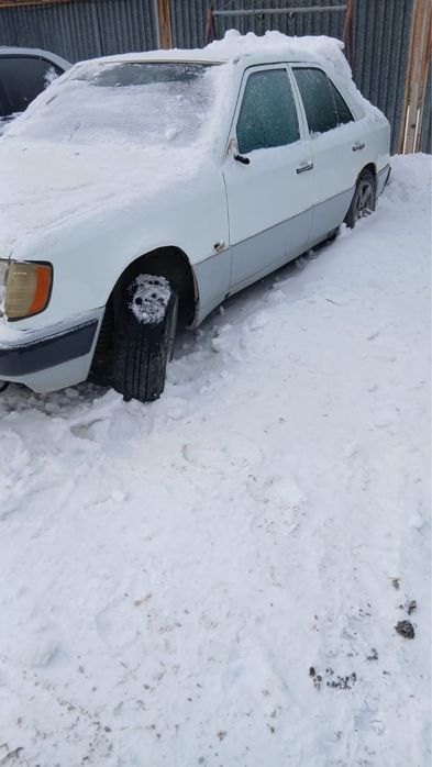 Запчасти на W124