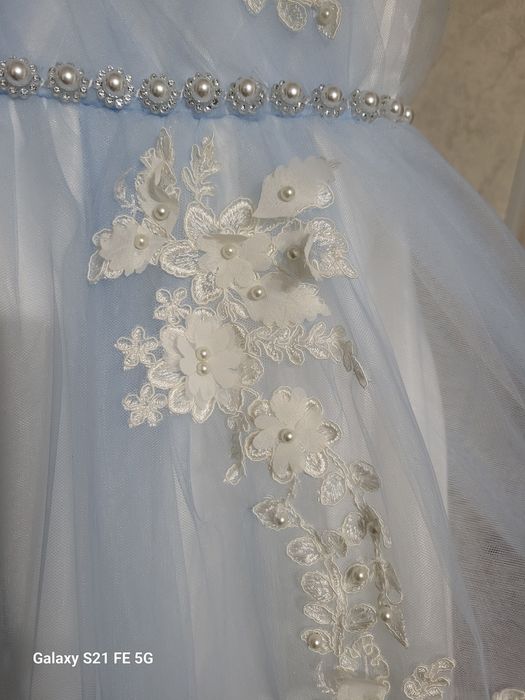 Продам нарядное платье