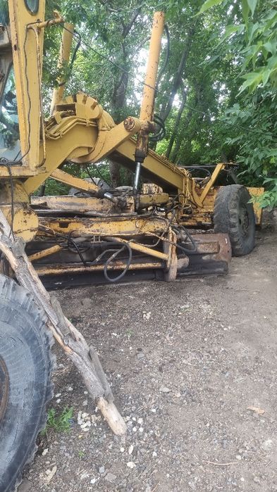 продам грейдер возможно обмен