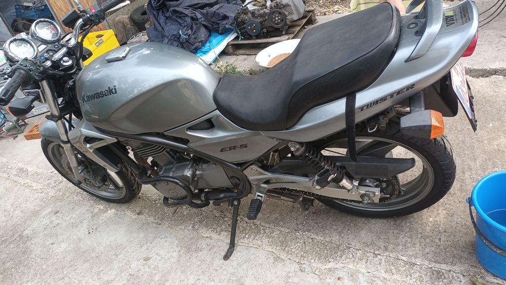 Kawasaki zzr și er5