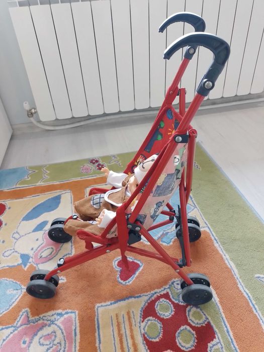 Играчка детска количка и бебе с дрехи + шише и гърне