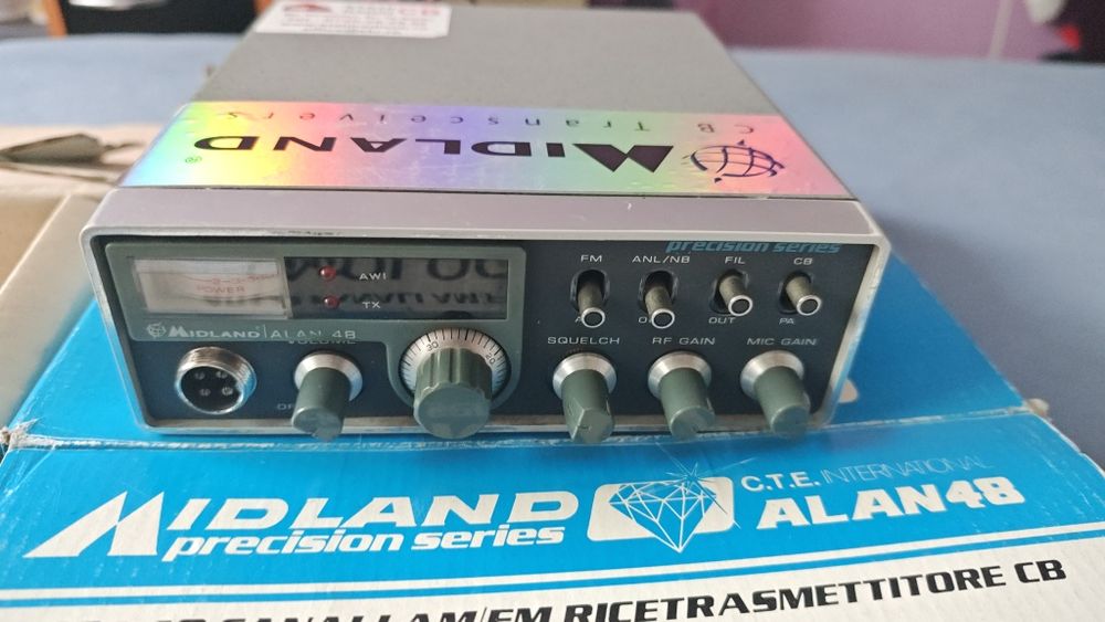 Vând statie auto Midland Alan48