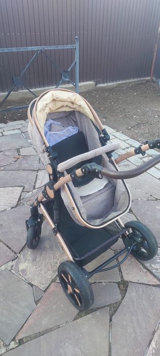 Коляска в хорошем состоянии