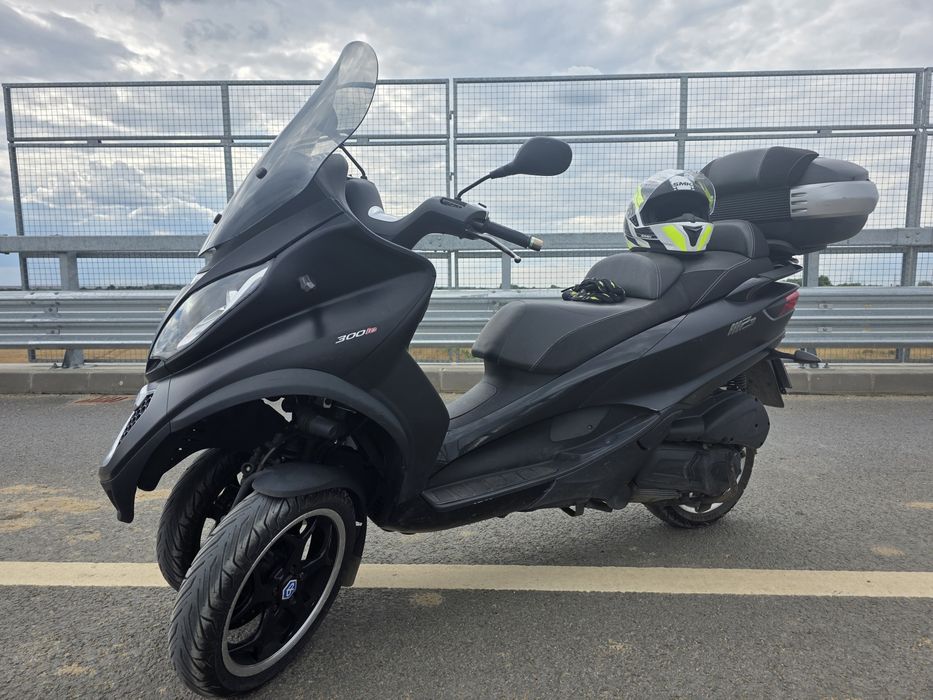 Piaggio MP3. An 2016 Se conduce cu permis cat. B