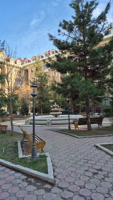 ПРОДАЕТСЯ 3/1/6 на: Юнусабад 17 Golden Hause "Бахт касри" кирпич