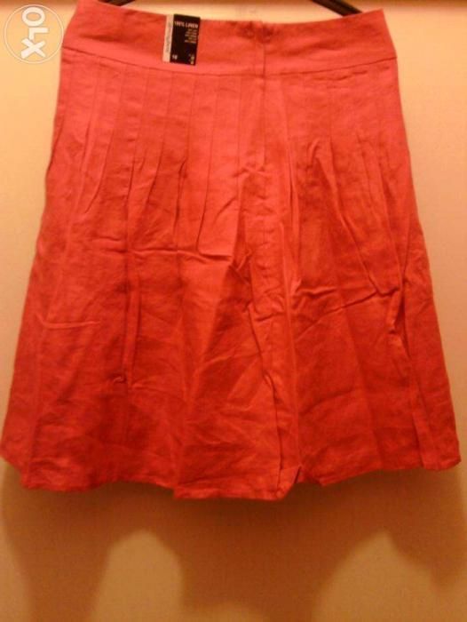 Fusta rosie noua marca Atmosphere marimea 36-38 cu dublura