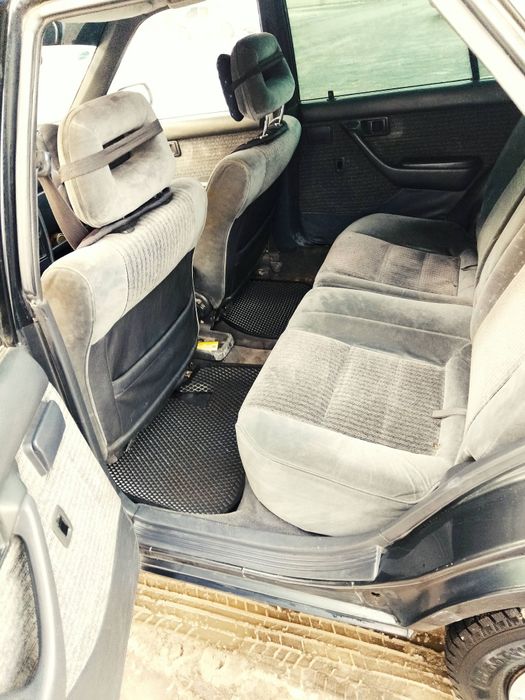 Тойота Карина 1991