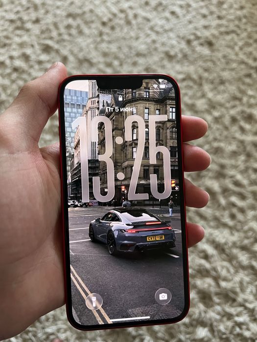 Iphone 14 красный