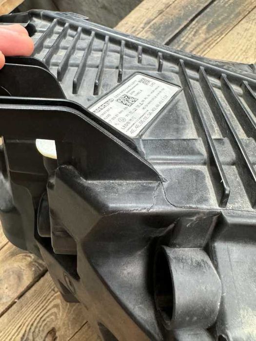 Far Volvo XC60 II 2017- 32337374 Full led dark