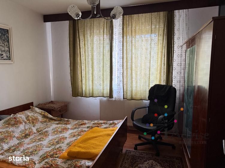 Apartament 4 camere etaj 2/4