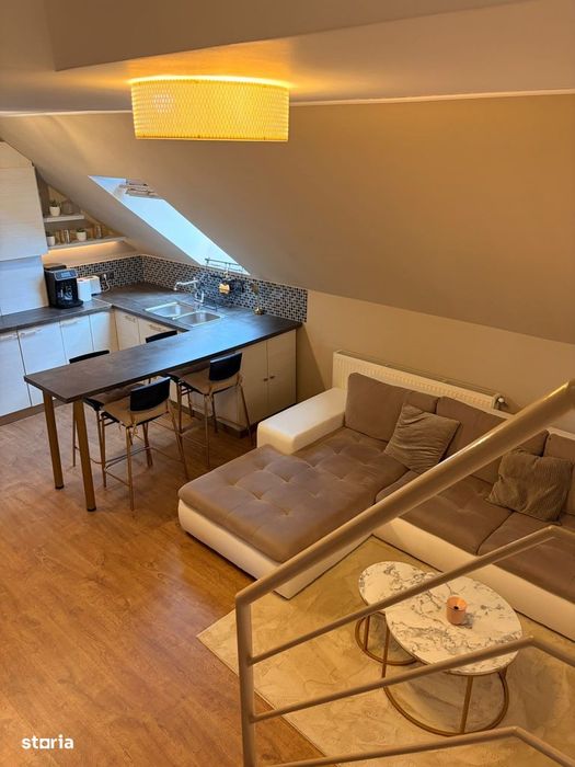 Apartament 3 camere cu scara interioara, mobilat si utilat, parcare