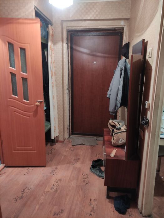 Продаю квартиру .