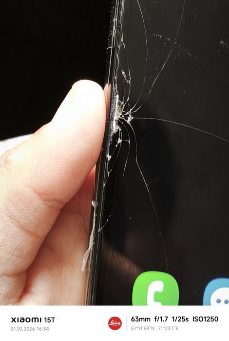 Продам Samsung a52 с минусами