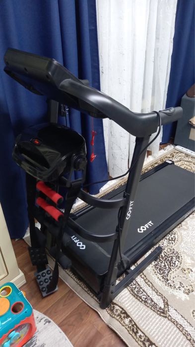 Продам беговую дорожку срочно