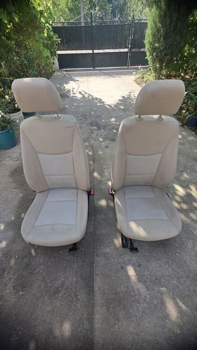 Vând scaune+bancheta bmw seria 3