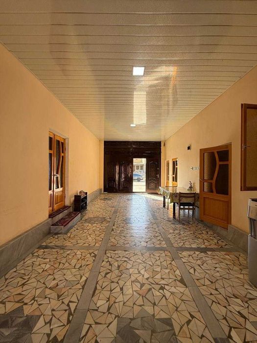 5 sotixli tayyor uchastka ko‘plab jihozlari bilan birga sotiladi.