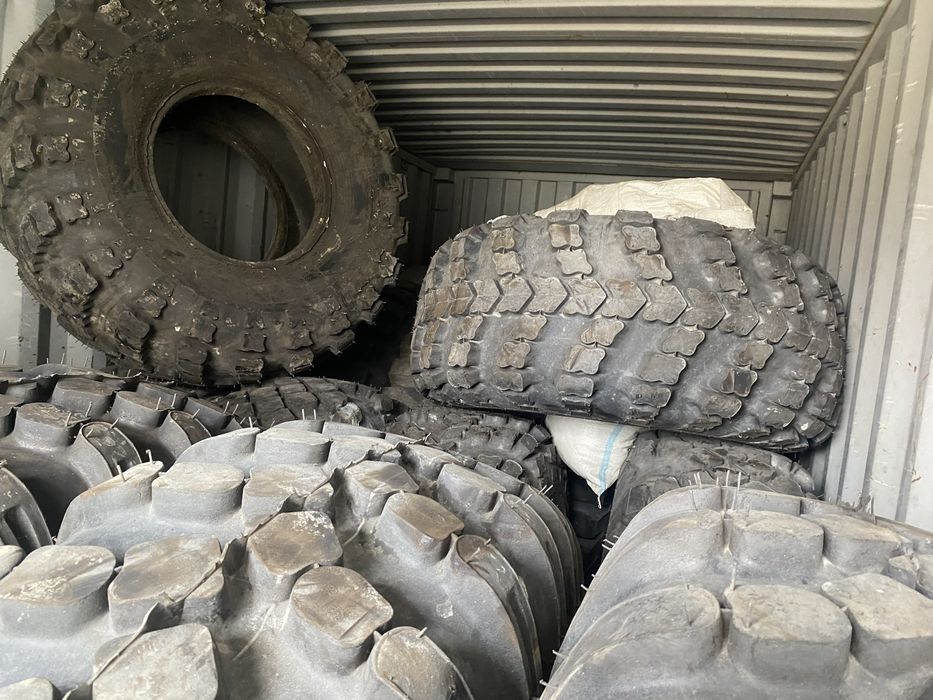 Продам шины на экскаватор , краз