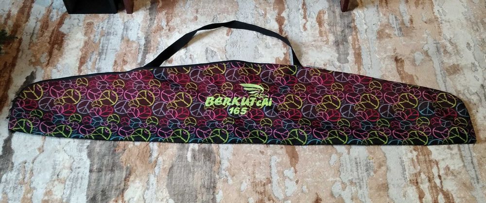 Чехол BIWEC для сноуборда или лыж до 165 см.