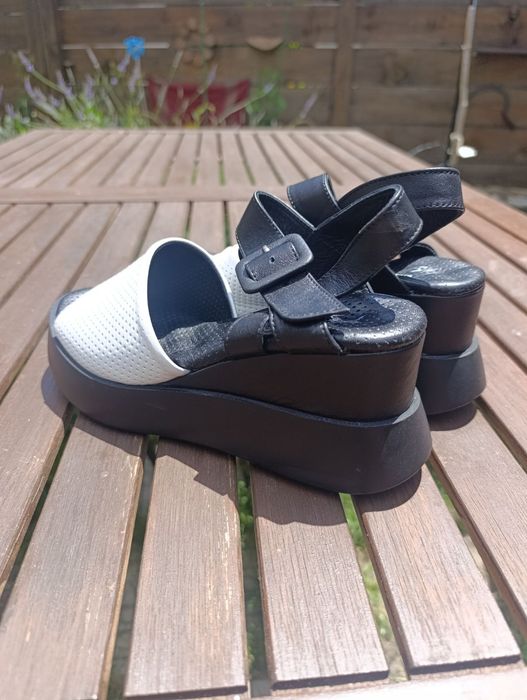 Сандали,нови.Fiore shoes.