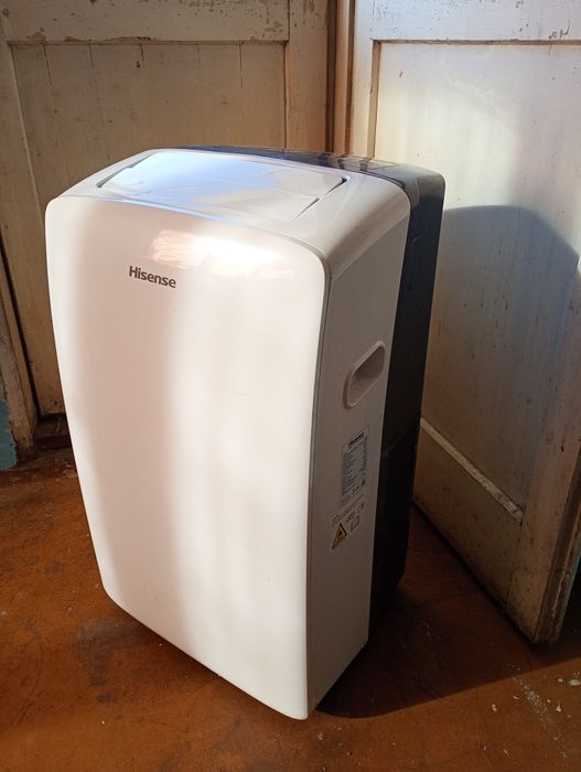 Мобилен климатик Hisense 12000 BTU