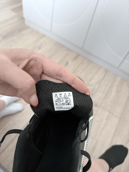 Продам бутсы Puma