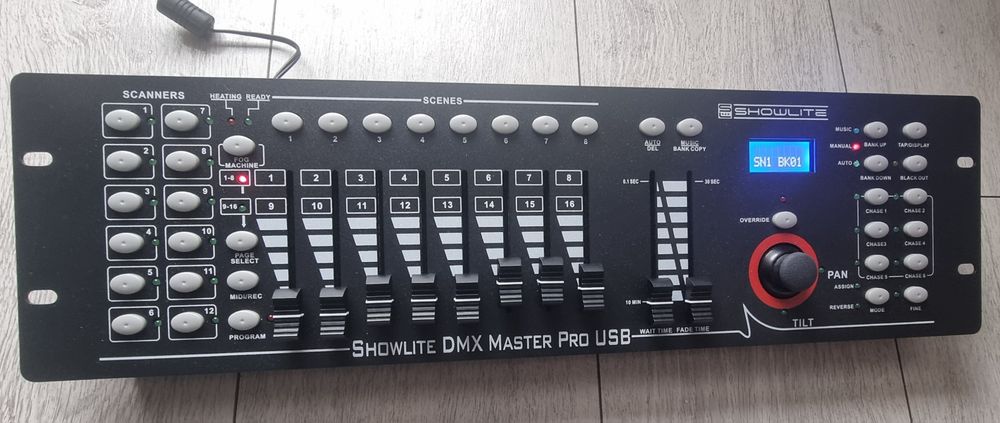 Контролер за сценично управление Showlite