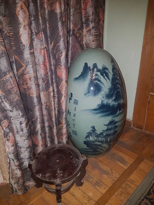 Продам вазу ,китайский фарфор