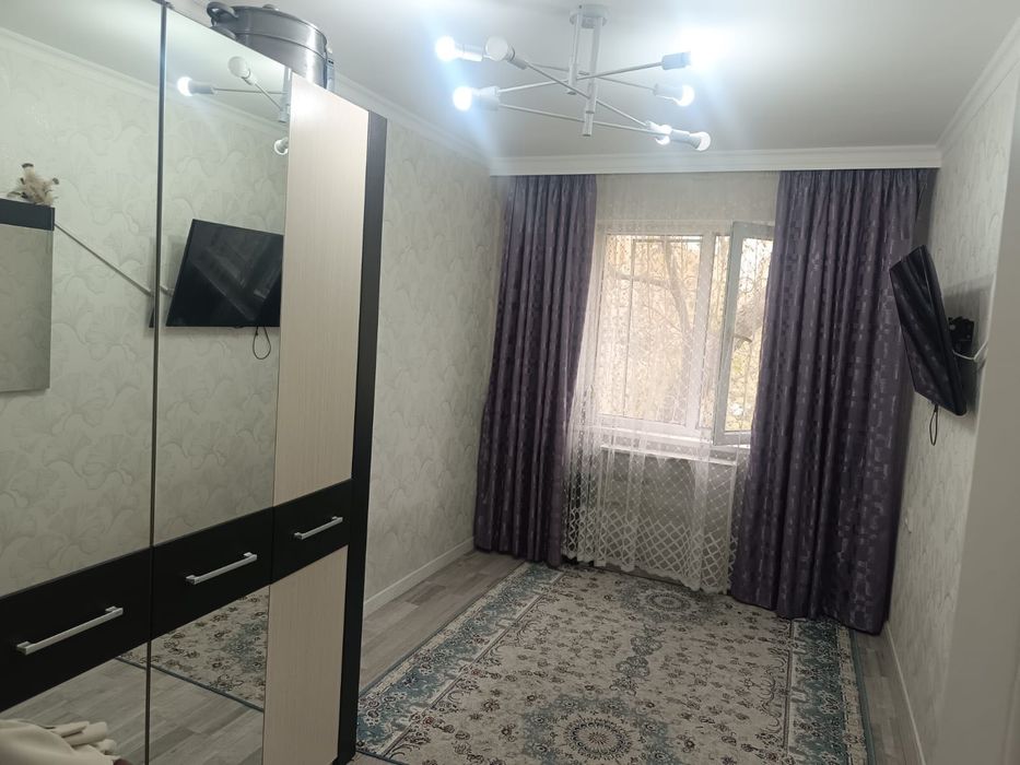 Подселение девушке