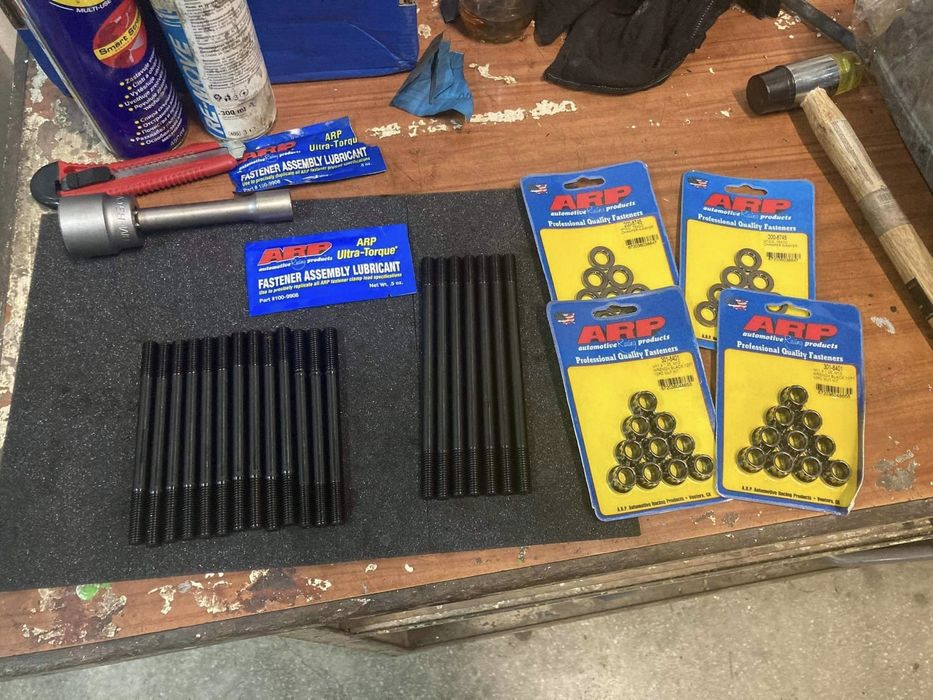 Шпилки и болтове арп arp head main bold studs bmw opel audi vw