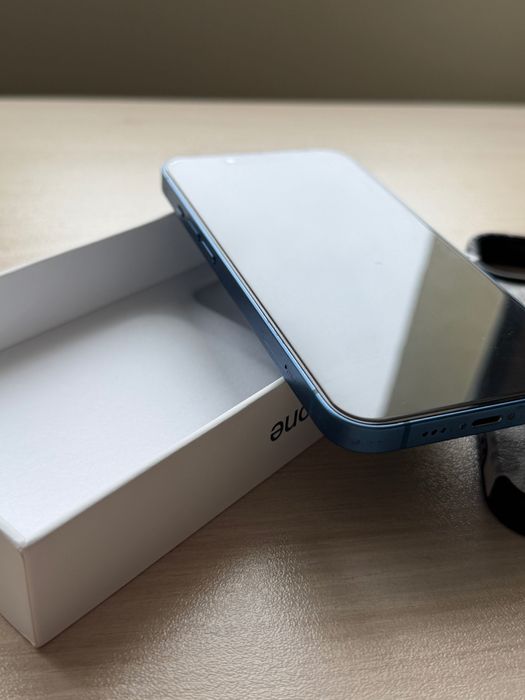 iPhone 13 128 GB, като нов
