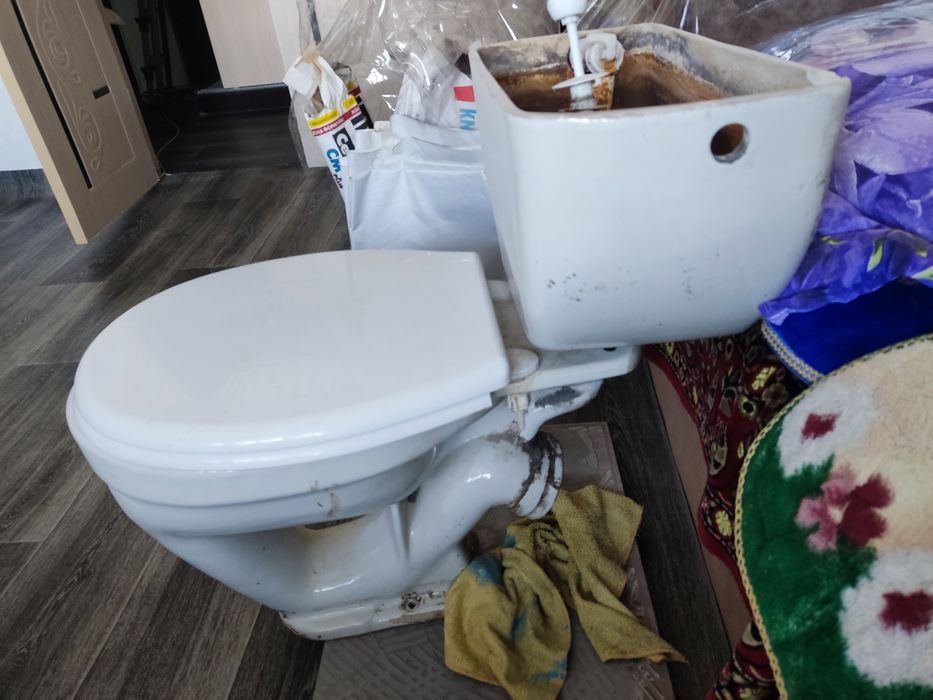 Продам унитаз за 5000