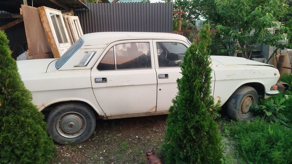 Продам автомобиль Волга Газ 24.10