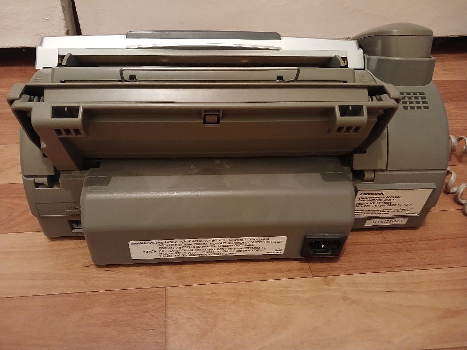 Продам факс Panasonic