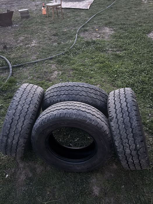 Летняя резина 215/70/15с