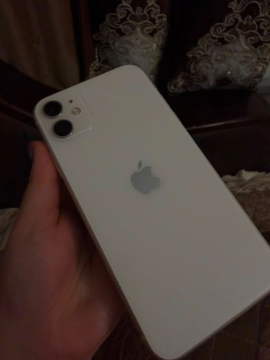 iPhone 11  128gb
