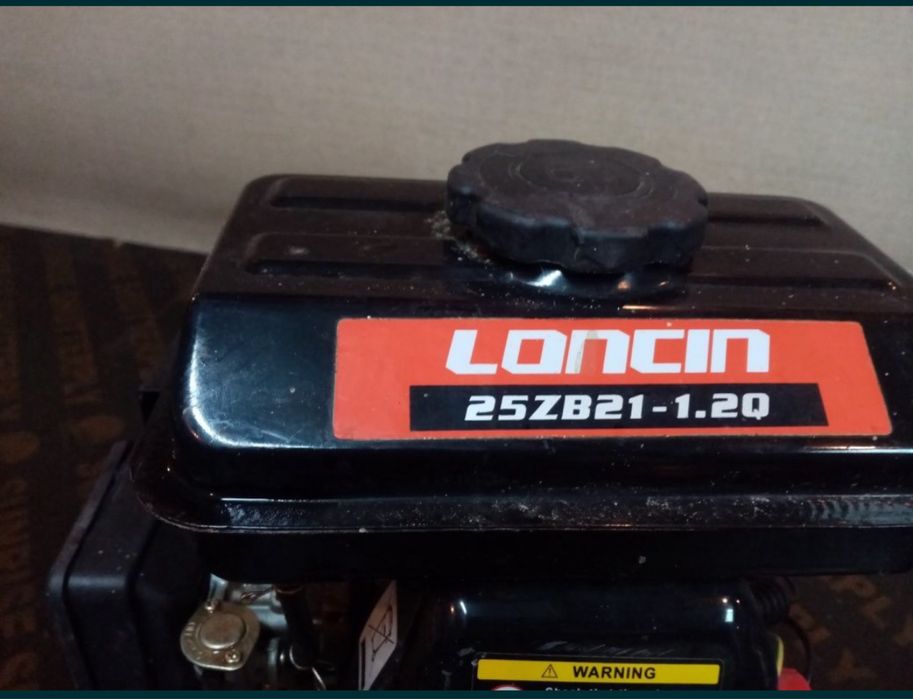 Бензинова помпа,loncin нова 97cc