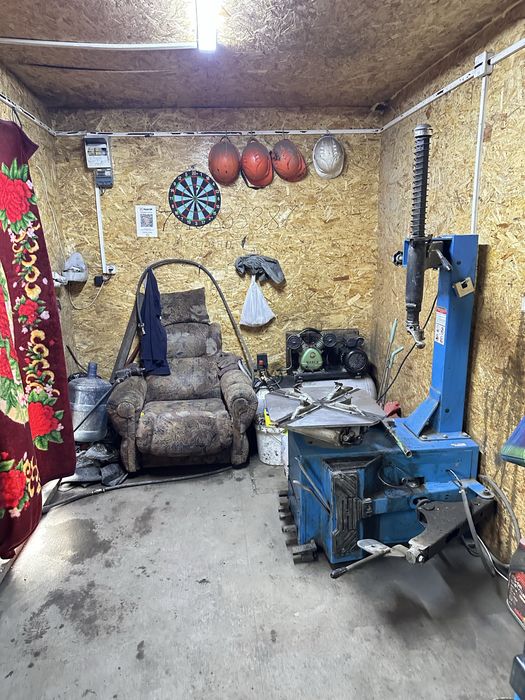 Продам шиномонтаж