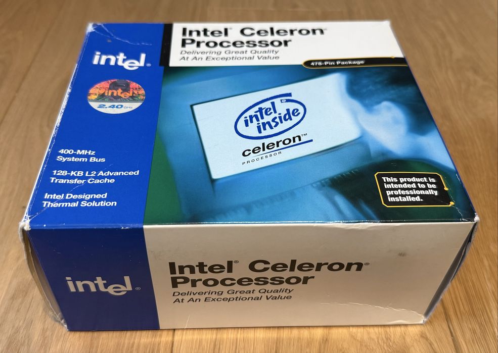 Cooler CPU socket PGA 370 original Intel si cadru de retentie