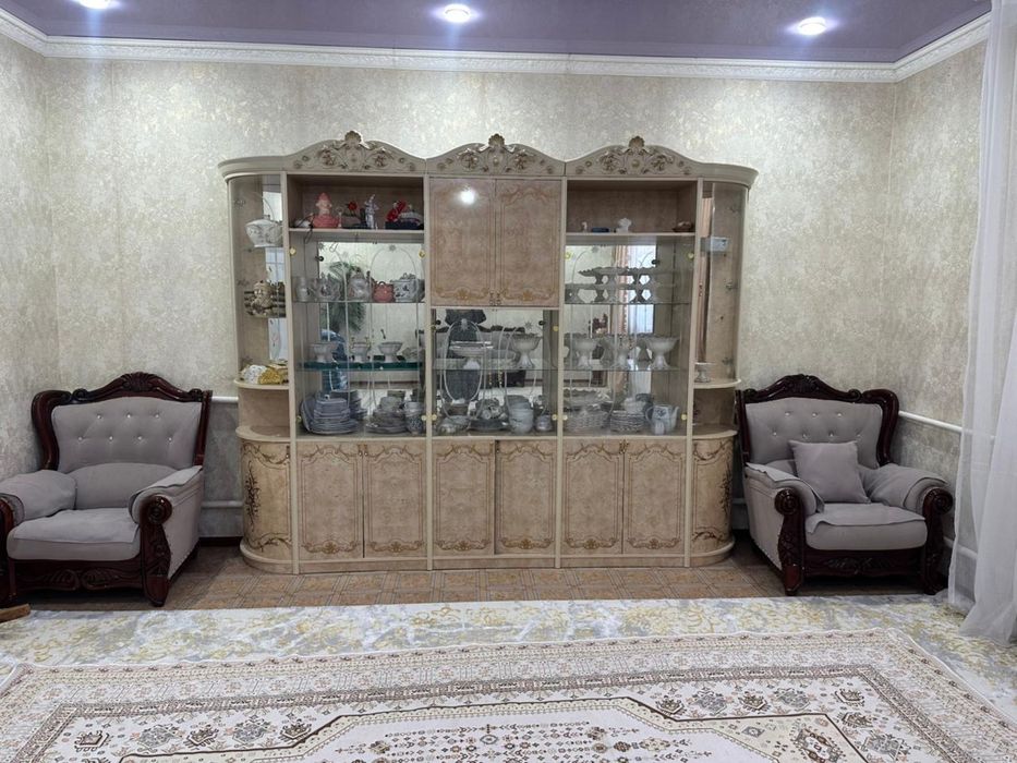 Диван комплект екі креслосымен